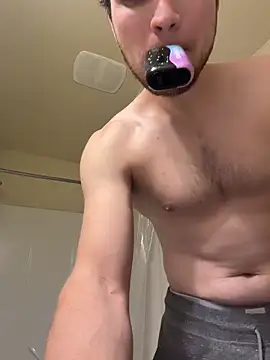 Snapshot of Matthew23Z chatting on 01/19/26, 01:42 Matthew23Z online show from 01/19/26, 01:42