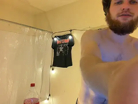 Matthew23Z online show from 05/17/26, 01:44