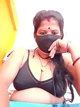 Snapshot of Hott_locky chatting on 11/21/25, 08:46 Hott locky online show from 11/21/25, 08:46