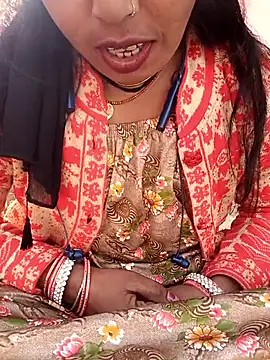 Snapshot of Hott_locky chatting on 11/16/25, 03:33 Hott locky online show from 11/16/25, 03:33