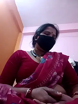 Snapshot of Hott_locky chatting on 12/18/25, 12:09 Hott locky online show from 12/18/25, 12:09