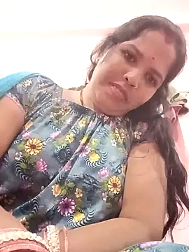 Snapshot of Hott_locky chatting on 11/13/25, 05:06 Hott locky online show from 11/13/25, 05:06