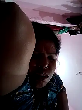 Snapshot of Hott_locky chatting on 11/07/25, 12:26 Hott locky online show from 11/07/25, 12:26