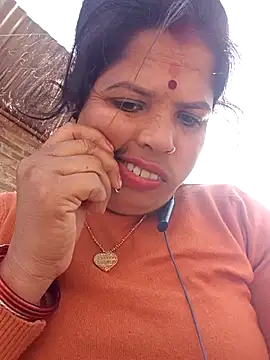 Snapshot of Hott_locky chatting on 11/28/25, 08:58 Hott locky online show from 11/28/25, 08:58