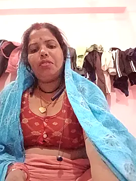 Snapshot of Hott_locky chatting on 11/07/25, 04:22 Hott locky online show from 11/07/25, 04:22