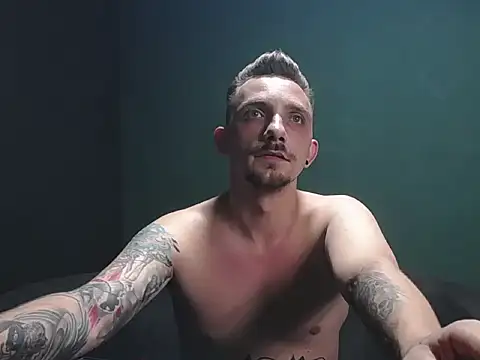 guesswhatbitch online show from 09/23/25, 11:45
