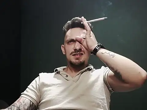 guesswhatbitch online show from 10/05/25, 07:26