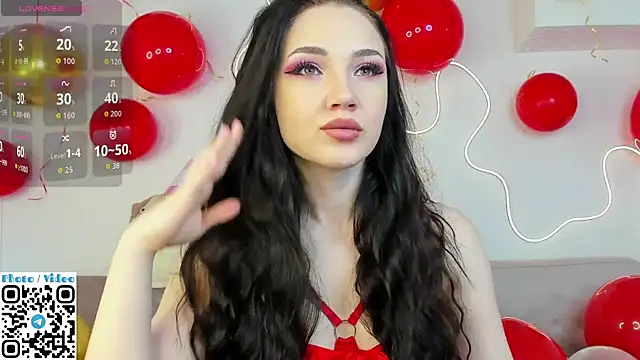 Helen Spark online show from 10/12/25, 01:51