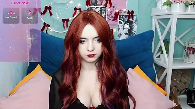 VivienneRo online show from 12/21/25, 05:53