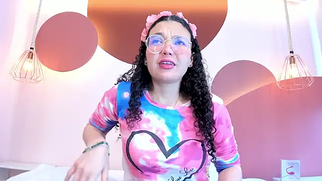 Snapshot of SweetStarr_ chatting on 09/29/25, 12:55 SweetStarr online show from 09/29/25, 12:55
