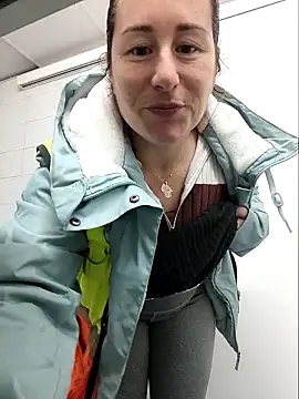 bichota85 online show from 03/17/26, 11:24