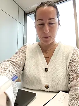 bichota85 online show from 02/02/26, 09:30