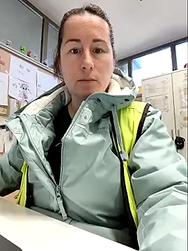 bichota85 online show from 03/26/26, 10:46