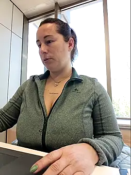 bichota85 online show from 03/24/26, 10:26