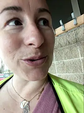 bichota85 online show from 03/19/26, 10:59