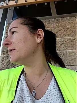 bichota85 online show from 10/28/25, 10:58