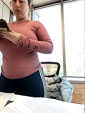 bichota85 online show from 03/23/26, 10:04