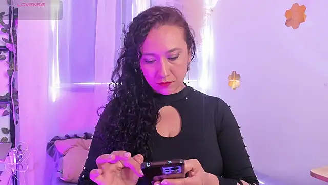 Snapshot of sharlot_montalvo_ chatting on 01/09/26, 07:54 sharlot montalvo online show from 01/09/26, 07:54