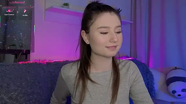  Lua   online show from 02/06/26, 11:45