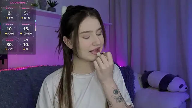  Lua   online show from 03/11/26, 10:04