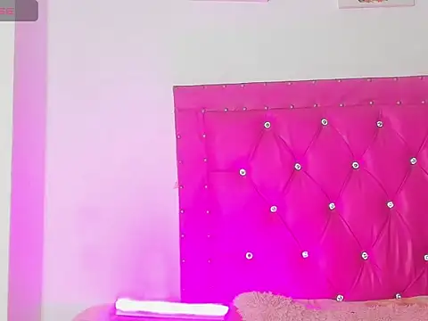 Snapshot of dahiiangomezz chatting on 02/28/26, 05:23 dahiiangomezz online show from 02/28/26, 05:23