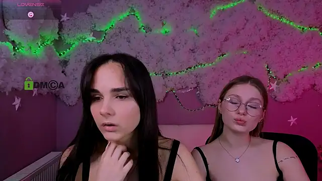 ariana ross7 online show from 03/06/26, 08:15