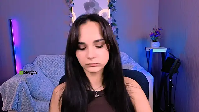 ariana ross7 online show from 10/18/25, 07:05