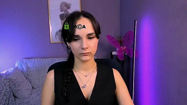 ariana ross7 online show from 11/11/25, 08:14