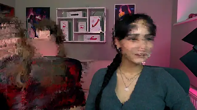 ariana ross7 online show from 12/20/25, 10:18