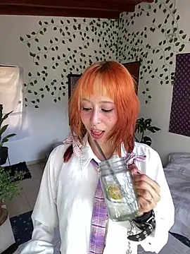 Snapshot of Nymphel1Moth chatting on 09/22/25, 08:48 Nymphel1Moth online show from 09/22/25, 08:48