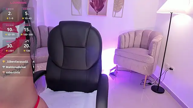 miavegas1 online show from 10/24/25, 02:21