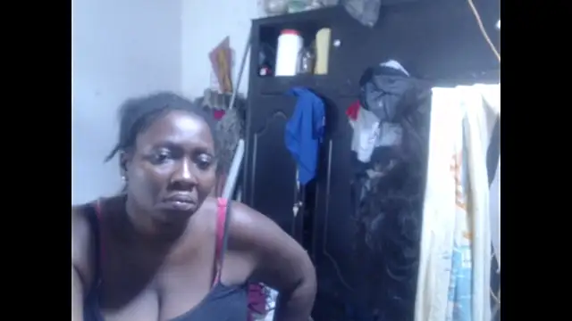 Snapshot of rachelexoticgirl chatting on 09/22/25, 08:48 rachelexoticgirl online show from 09/22/25, 08:48