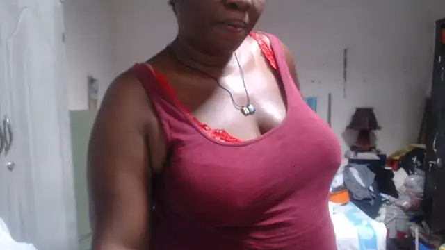 Snapshot of rachelexoticgirl chatting on 05/23/26, 08:08 rachelexoticgirl online show from 05/23/26, 08:08