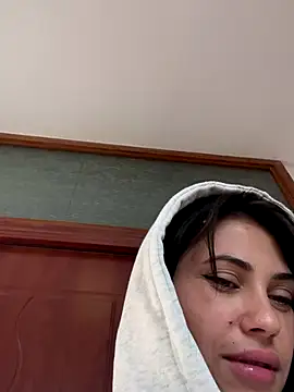 Snapshot of Sweet_Lya09 chatting on 10/08/25, 06:26 Sweet Lya09 online show from 10/08/25, 06:26