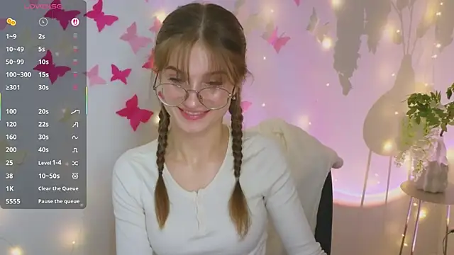 Katyaa Lover online show from 10/28/25, 04:17