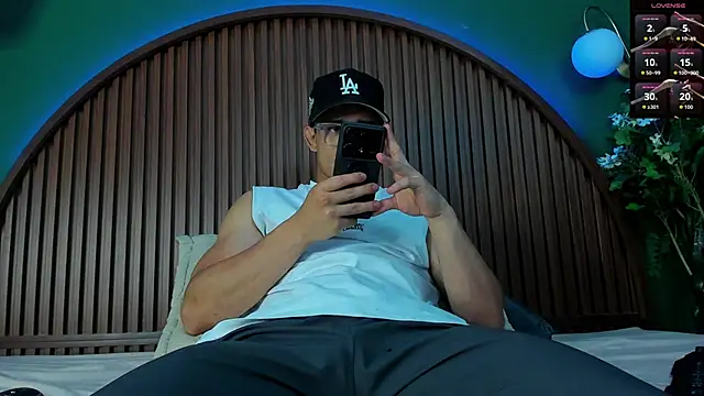 JeergMuscle online show from 11/18/25, 04:38