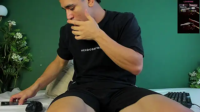 Snapshot of JeergMuscle chatting on 09/30/25, 02:50 JeergMuscle online show from 09/30/25, 02:50