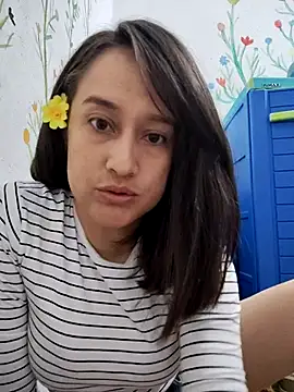 valery506 online show from 12/03/25, 01:43