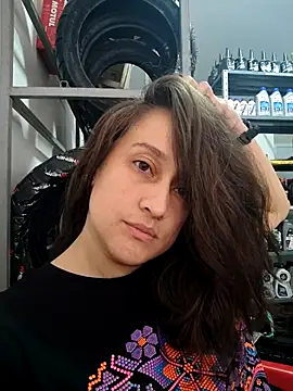 valery506 online show from 12/19/25, 02:52