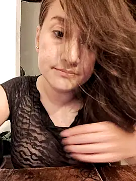 valery506 online show from 11/25/25, 03:07