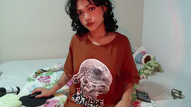 Cataleya naz online show from 11/12/25, 12:37