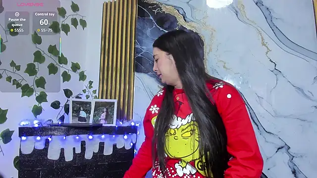 brittanyy20 online show from 12/17/25, 09:36