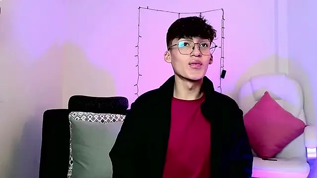 Snapshot of bellmontneon chatting on 11/05/25, 11:24 bellmontneon online show from 11/05/25, 11:24