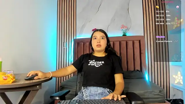 LunaWiill  online show from 10/29/25, 12:26