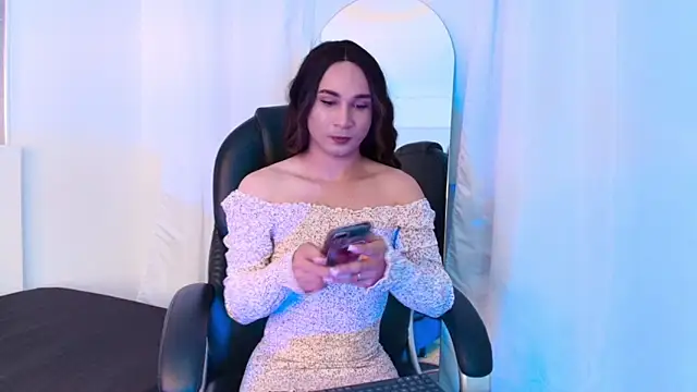 Juanita  acosta1 online show from 09/29/25, 12:22