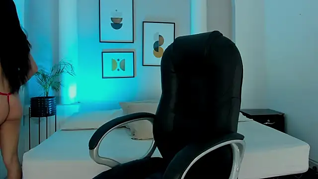 Juanita  acosta1 online show from 12/04/25, 02:16