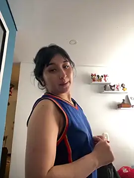 Snapshot of Daphnee-x chatting on 11/23/25, 03:33 Daphnee-x online show from 11/23/25, 03:33