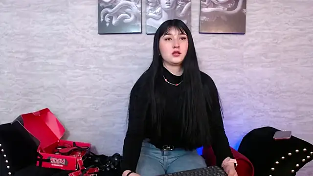 Snapshot of Daphnee-x chatting on 12/02/25, 12:29 Daphnee-x online show from 12/02/25, 12:29