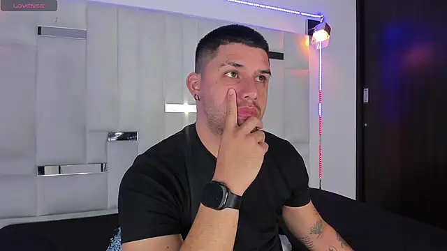 Jacob19  online show from 10/01/25, 11:58