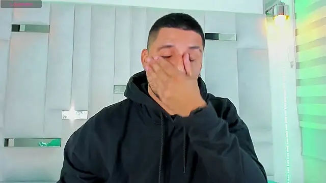 Jacob19  online show from 10/07/25, 11:44